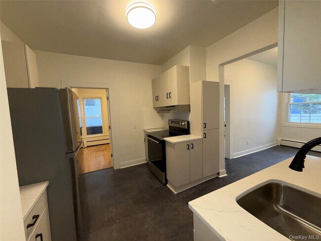 Photo - 1 Delafield St Unit 2