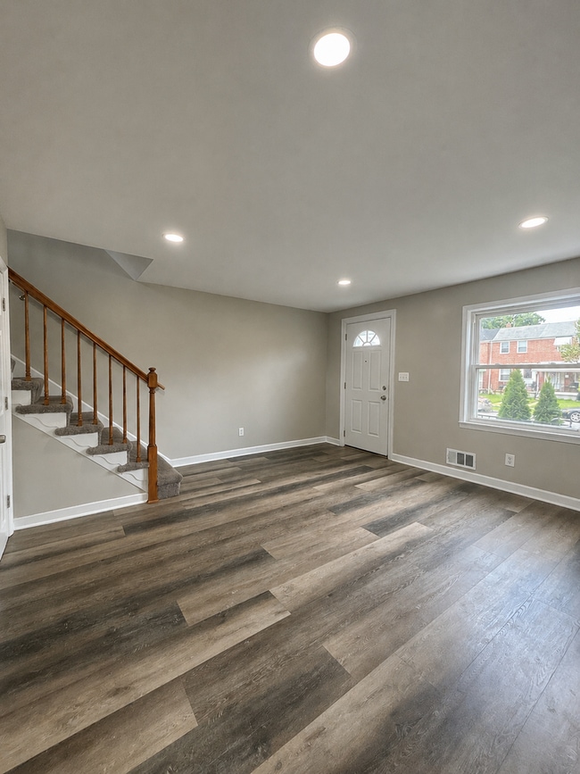 2138 Firethorn Rd