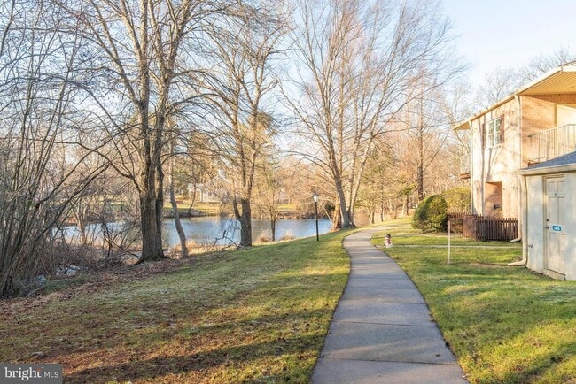 Photo - 510 Old Forge Crossing