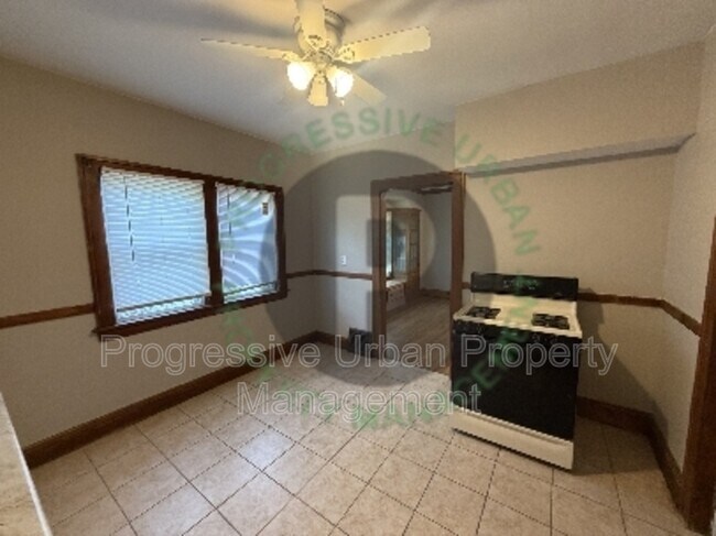 Photo - 3517 E 110th St