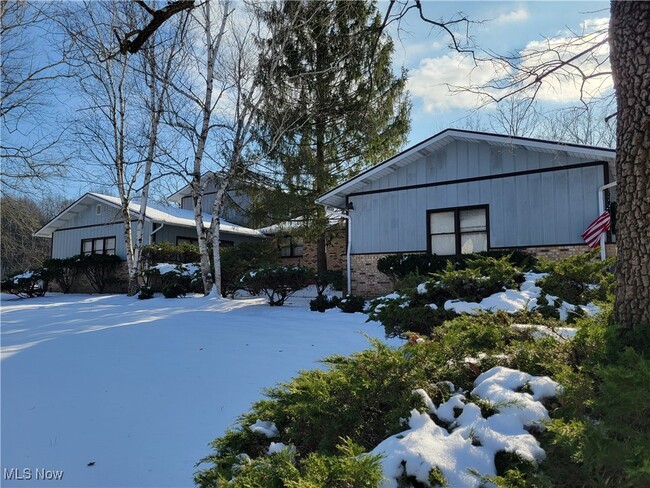 Photo - 1552 Jacobs Ln