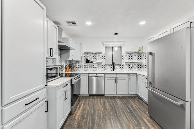 Photo - 8600 Fathom Cir Unidad 2403