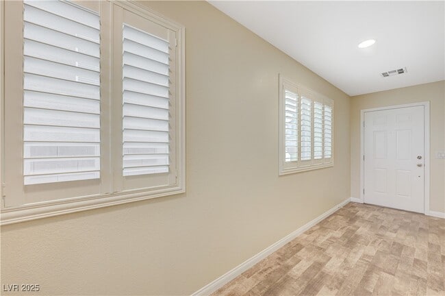 Building Photo - 7256 Sterling Rock Ave Rental