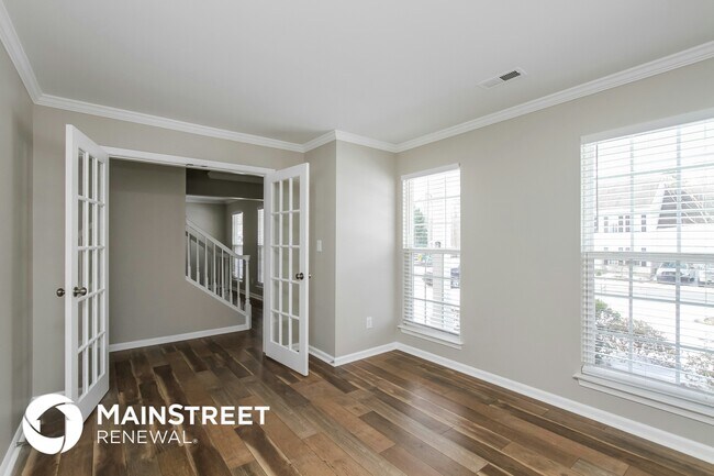 Photo - 756 Georgie St