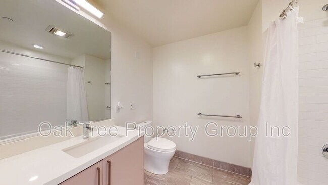 Photo - 532 Union St