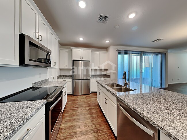 Photo - 881 S 150th Dr