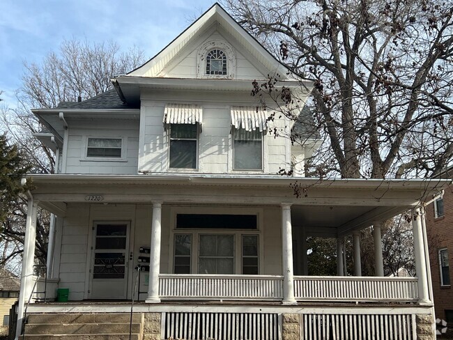 Building Photo - 1220 S 20th St Unit 1220 S 20th St - 4 Rental