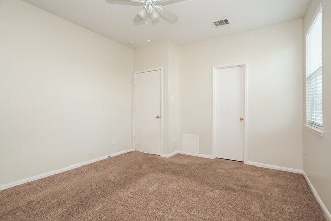 Photo - 4838 Montclair Hill Ln