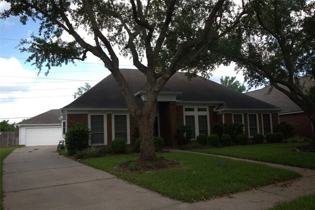 Photo - 1839 Lakewinds Dr