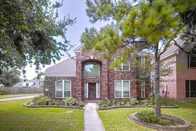 Building Photo - 11606 Canyon Woods Dr