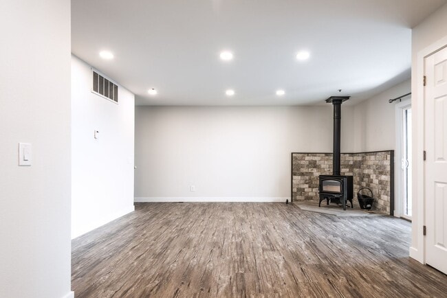 Photo - Bright and light Prospector Condo