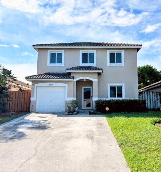 Photo - 8760 SW 213th Ln House