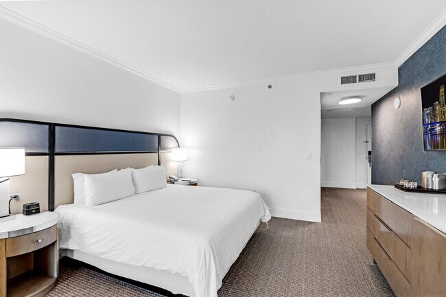Photo - 4385 Collins Ave Unit SI ID1540498P