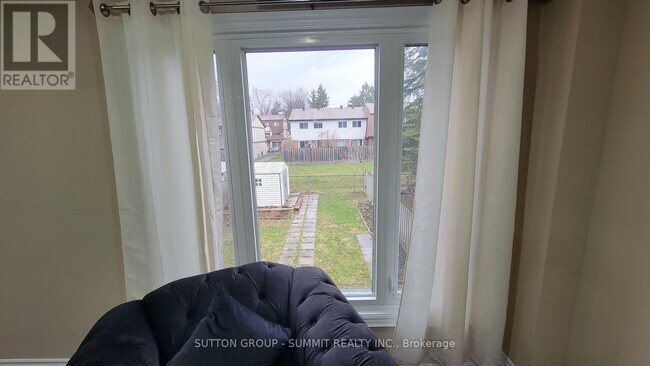 Photo - 1378 Everton St