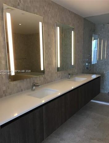 Photo - 88 SW 7th St Unidad 2603