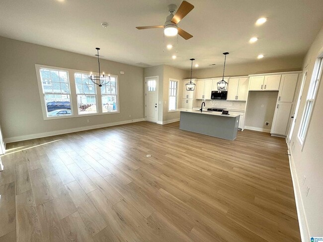 Photo - 4767 Silas Ave