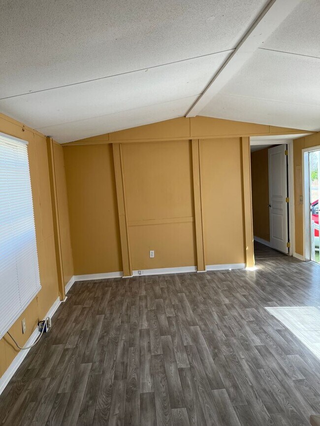 MoveIn Ready Home in Manning! Rental House Rental in Manning, SC