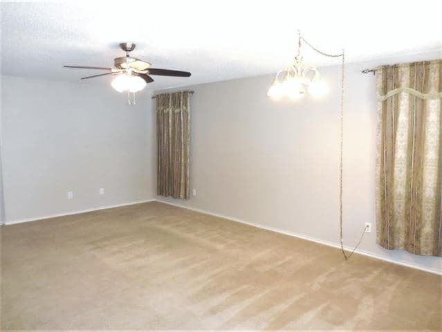 Photo - 5721 Thoroughbred Trail