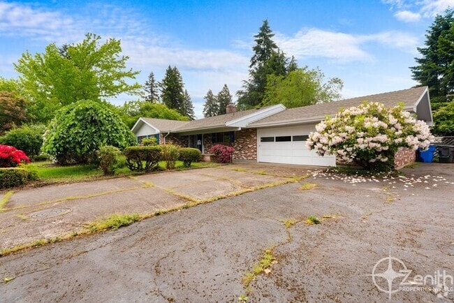 Building Photo - 6509 Louisiana Dr Rental
