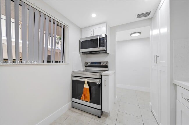 Photo - 8005 SW 107th Ave Unit 122