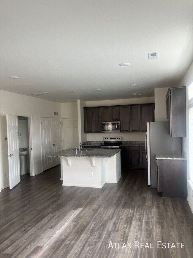 Photo - 17704 E 103rd Ave