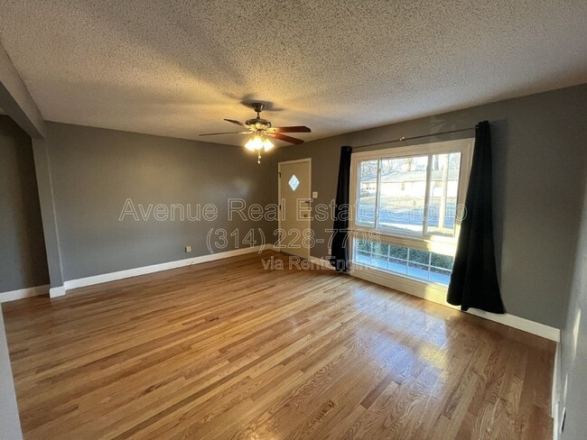 Photo - 1160 Mullanphy Ln