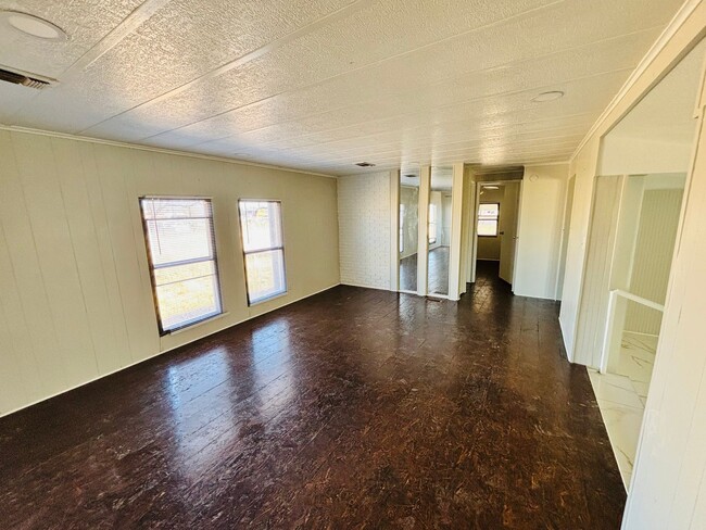 Photo - 7600 N Judy Ln