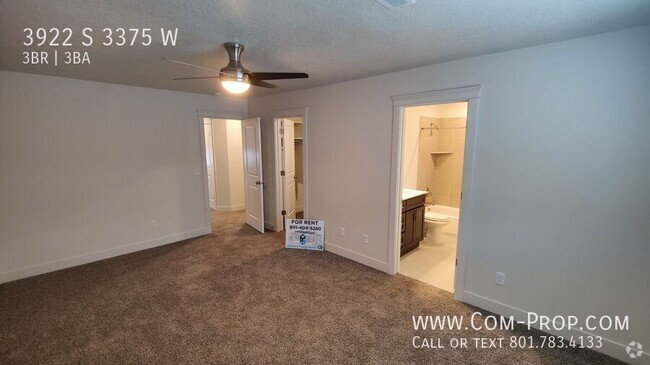 Building Photo - 3 Bed 2 Bath Condo In West Haven For Rent!