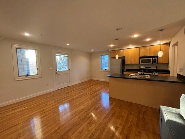 Photo - 1110 Massachusetts Ave Unit 3