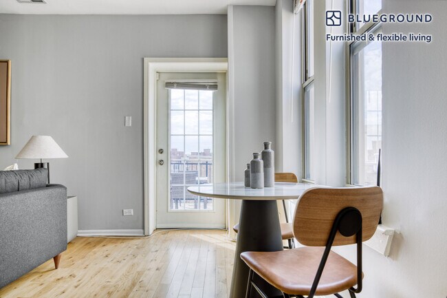 Photo - 3266 N Clark St Unit SI FL3-ID458