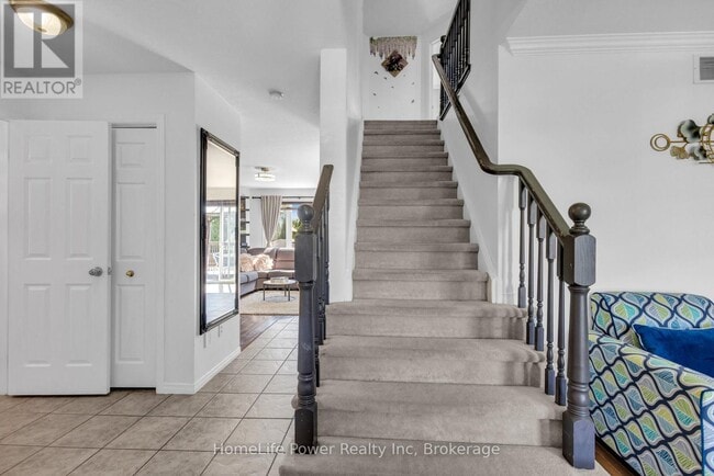 Photo - 35 Borland Dr