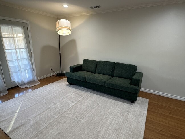 Photo - 5138 W 141st St