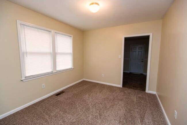 Photo - 516 19th St SW