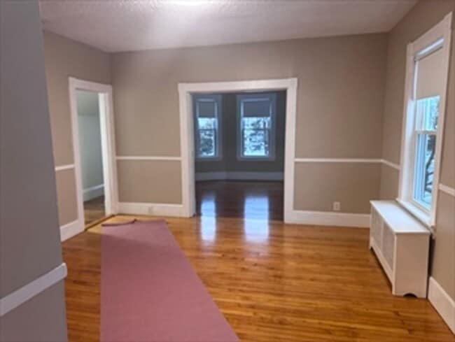Photo - Recently updated 3 bed, 1 bath located in sought after North Chelmsford