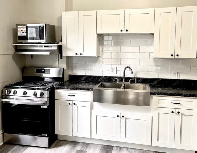 Building Photo - 1014 Bucknell Ave Unit 1014