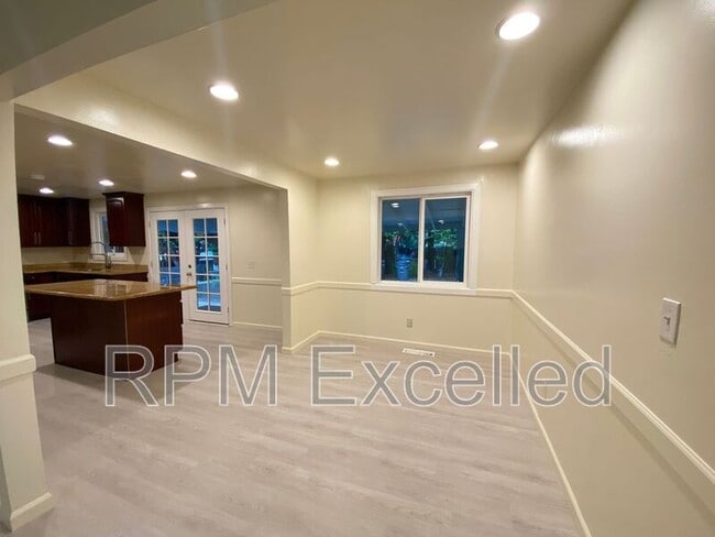 Photo - 3216 S 208th St