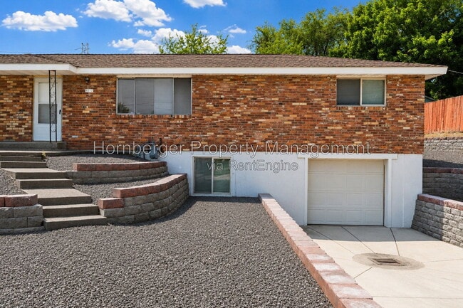 Building Photo - 9717 N Stevens St