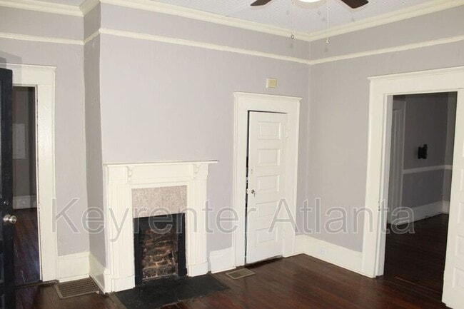 Photo - 1075 Manigault St SE