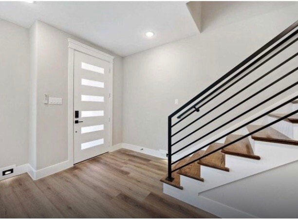 Photo - 4624 Mayflower St