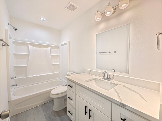 Photo - 8617 Hoffman St