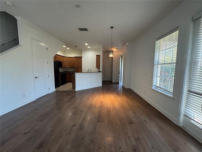 Photo - 3210 W Horatio St