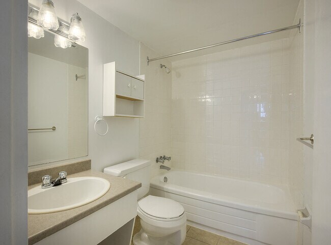 Photo - Ridgeway Towers