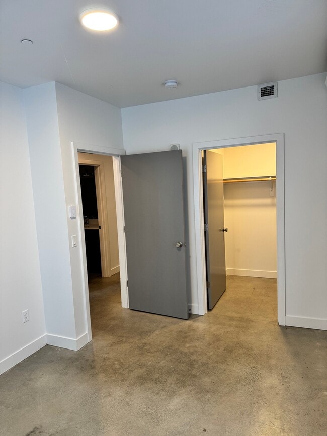 6732 40th Ave S Unit 103