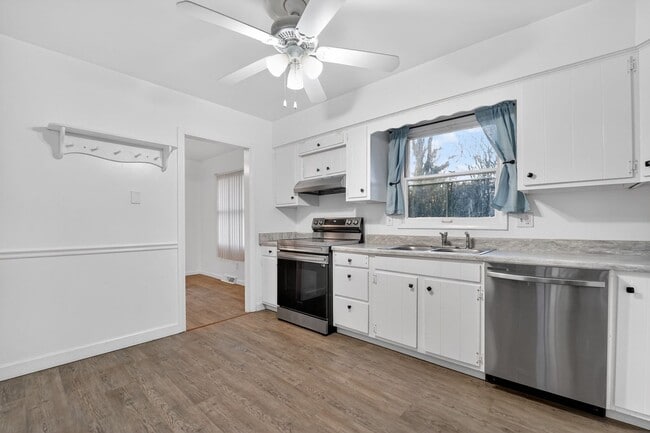 Photo - 10534 William Tell Ln