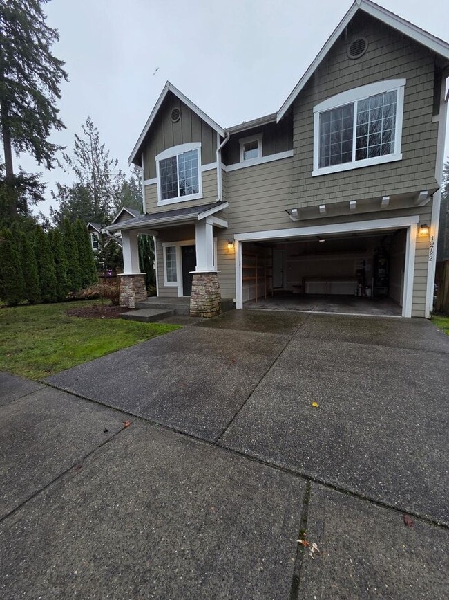 Photo - Beautiful 3-Bed Home with Private Yard and Modern Upgrades