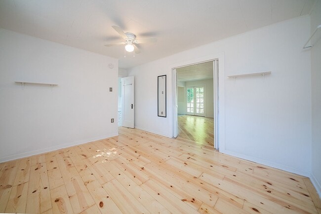 Photo - 2339 Norwalk Ave Unit 2339 1/2 Norwalk Ave