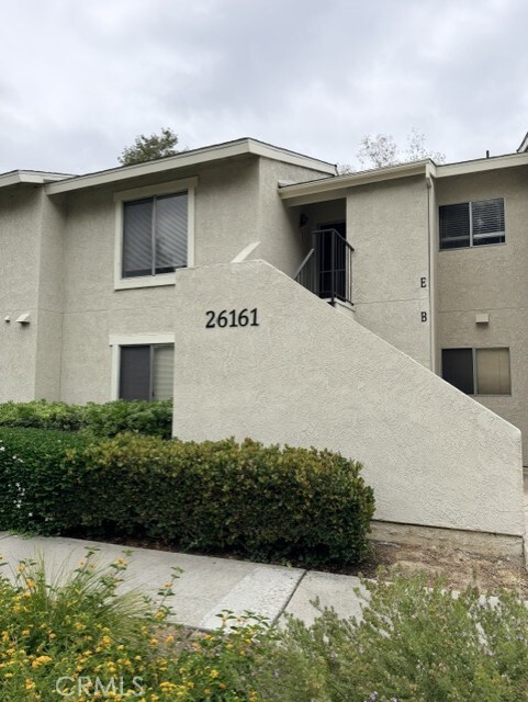 Building Photo - 26161 Del Rey Unit E