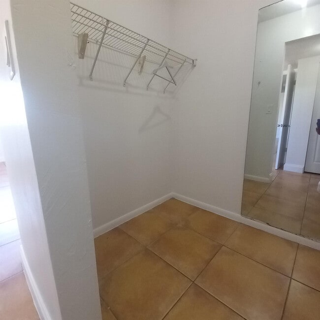 Photo - 3610 NW 21st St Unit 413