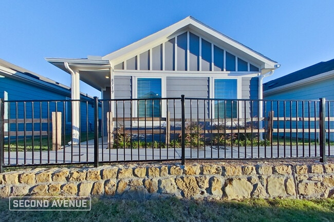 Building Photo - 8719 Cottage Crk Dr