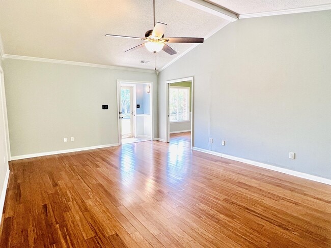 Photo - 116 Bibb Dr